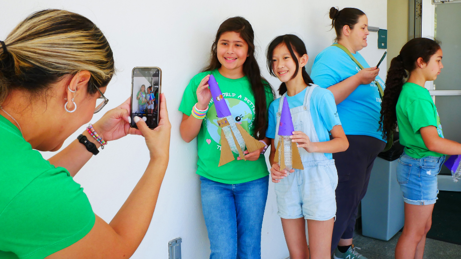 The South Florida Girl Scout troops took to the University of Miami last week; not to sell their famed cookies but to enhance their STEM skills and earn their “Engineering Day” Patch. 