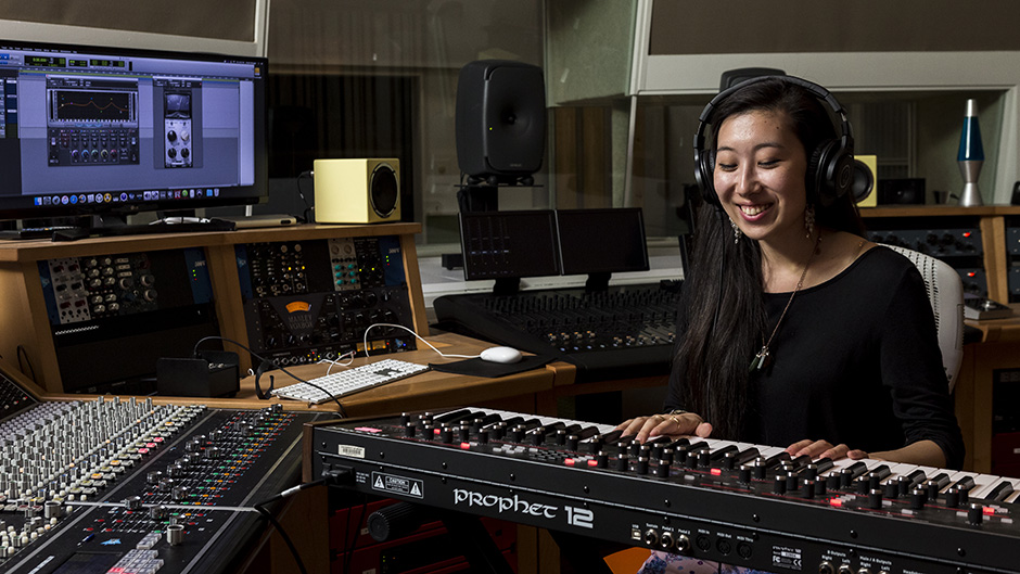 College Magazine Names Frost School of Music as Top 10 Music School for Aspiring Songwriters