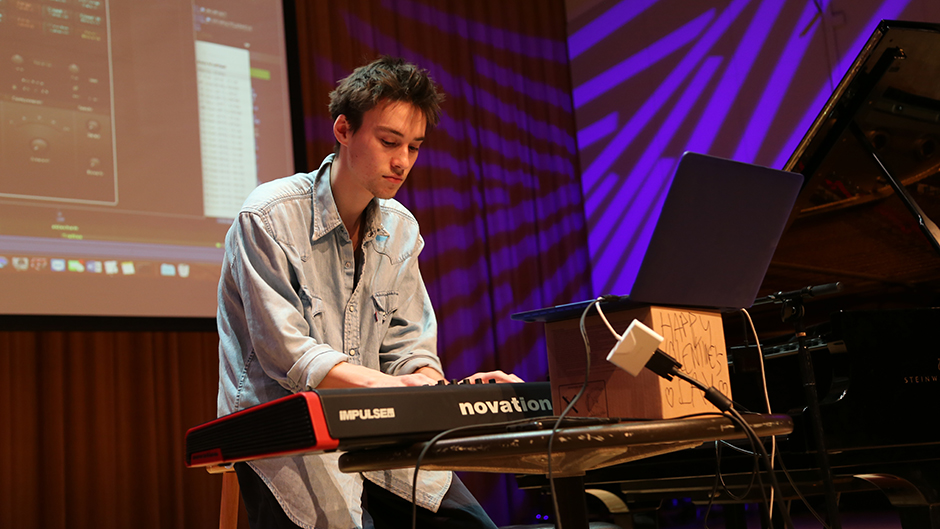 Jacob Collier Inspires Frost School of Music Students in Exclusive Masterclass