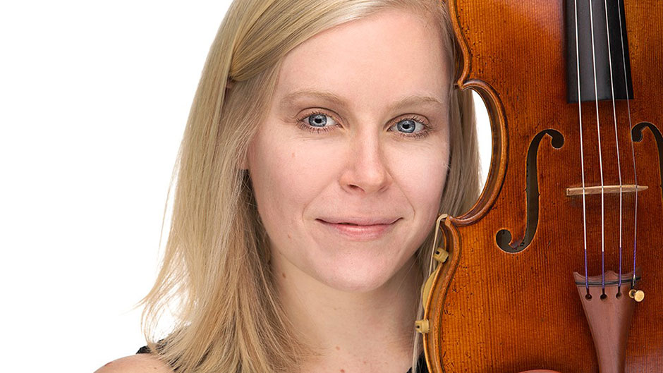 DMA Student Angela Kratchmer Wins First Prize in the  2020 David Dalton Viola Research Competition