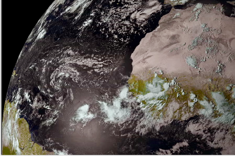 Decades of data show African weather disturbances intensify during La Niña