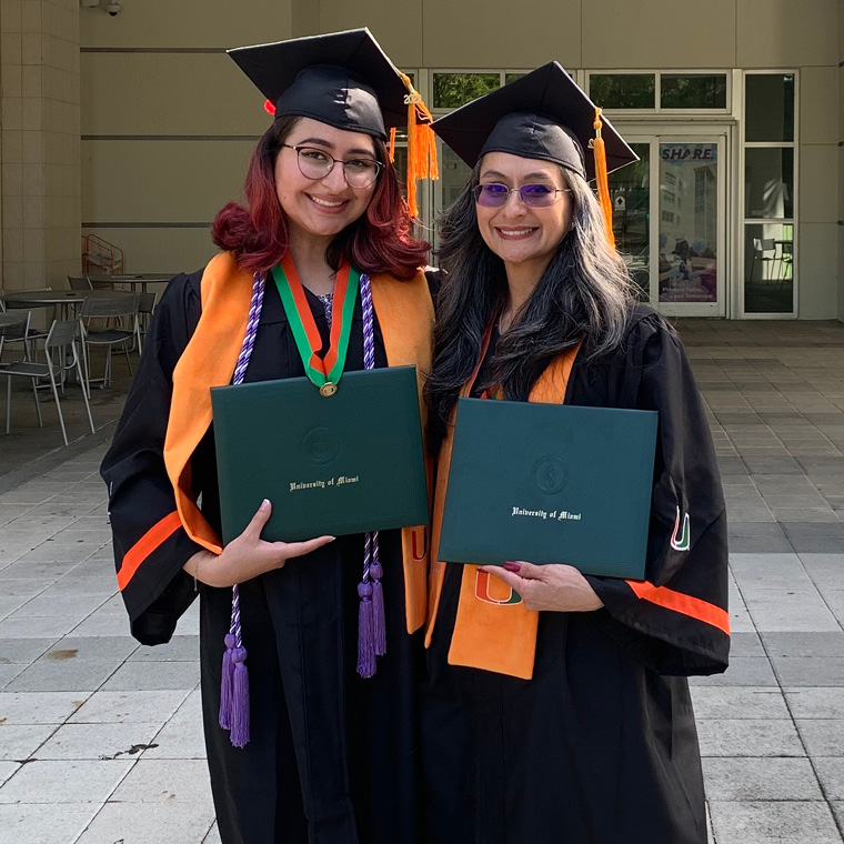 SONHS Celebrates Mother-Daughter Grads 