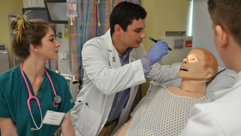 Patient Safety Course Brings Students Together 