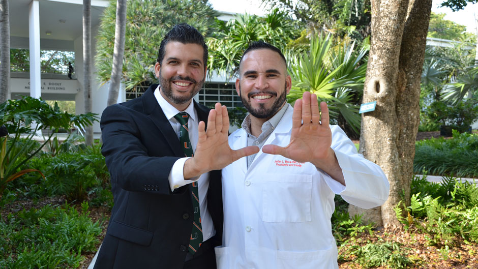 A new School of Nursing and Health Studies’ initiative delivers critical health care for Miami’s homeless population while engendering empathy in students and building community partnerships.