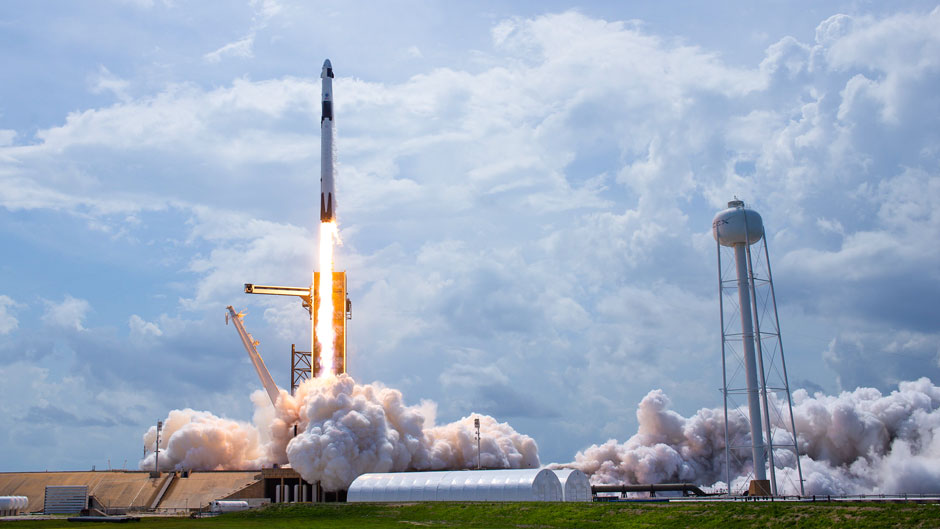 The SpaceX Falcon 9 rocket blasts off Launchpad 39A with NASA astronauts Robert Behnken and Douglas Hurley onboard on Saturday, May 30, at Kennedy Space Center. Photo: NASA
