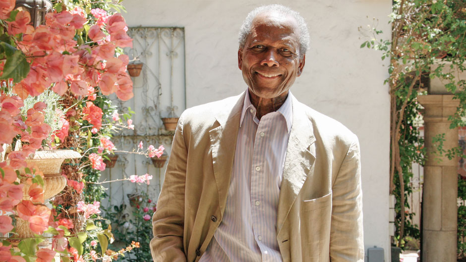 Actor Sidney Poitier poses for a portrait in Beverly Hills, Calif. on Monday, June 2, 2008. (AP Photo/Matt Sayles)