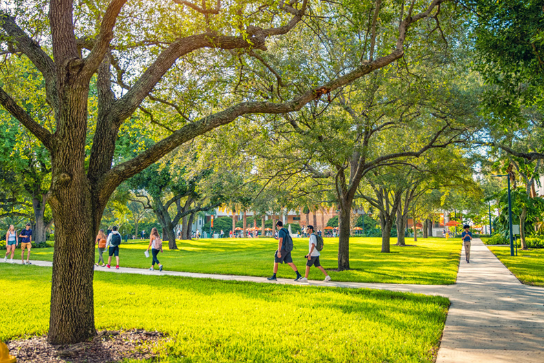 Students walking on the Coral Gables Campus.