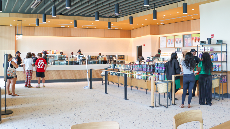 The Shalala Student Center Starbucks was remodeled over the summer. Photo: Faye Marcus/Chartwells Higher Ed/UM Dining