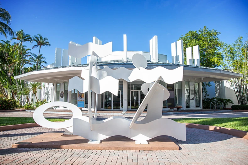 Exterior photo of the Lowe Art Museum on the Coral Gables Campus 