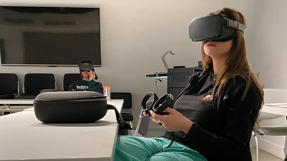 A medical student using a VR headset