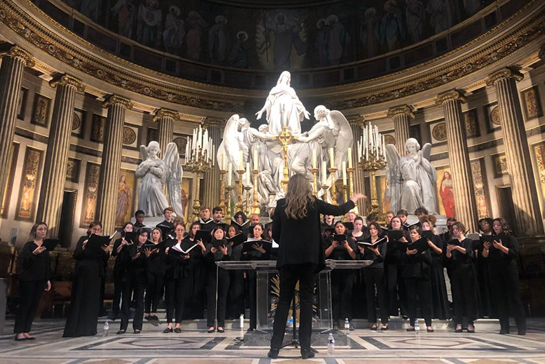 Frost Chorale Makes Music in European Tour