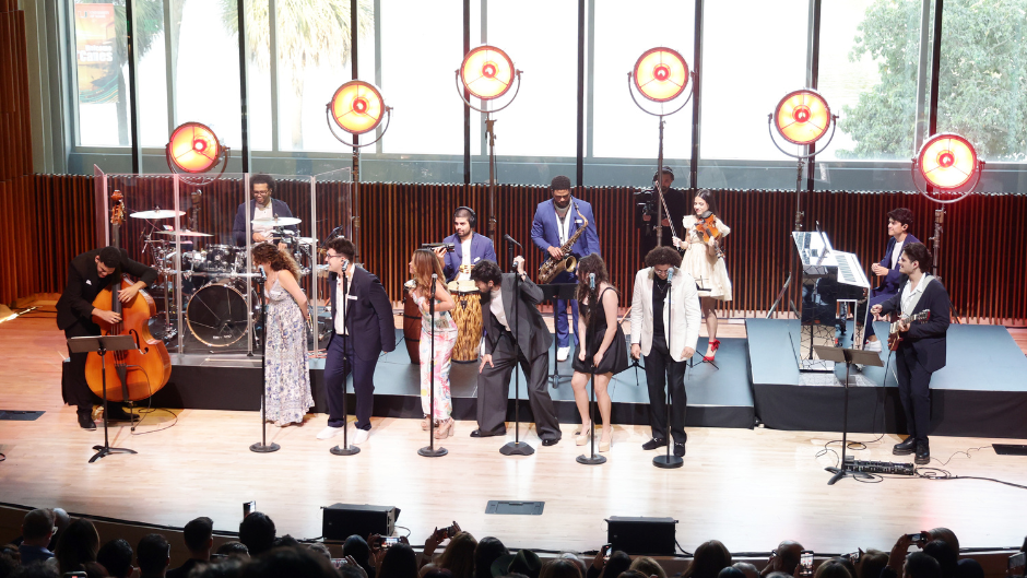 Scholarship recipients, with Roblejo on double bass at left, performed with Yatra at the Knight Center for Innovation. Credit: John Parra/Getty Images for the Latin GRAMMY Cultural Foundation