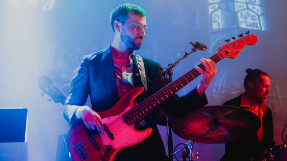 Frost School bass instructor Marty Quinn performing in Cowboy Bebop LIVE! Photo by Sarina Solem. 