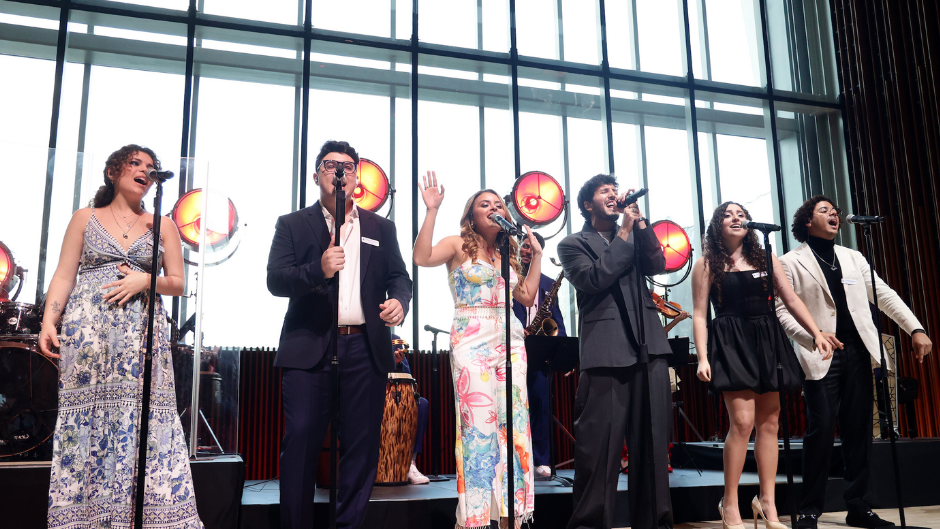 Latin GRAMMY Cultural Foundation 2024 scholarship winners perform with pop star Sebastian Yatra at the Frost School's Knight Center for Music Innovation last August. Photo: John Parra/Getty Images for the Latin GRAMMY Cultural Foundation