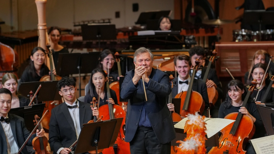 Maestro Gerard Schwarz with the Frost Symphony Orchestra in April, 2025
