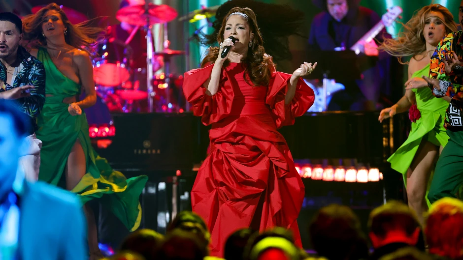 Gloria Estefan, who has an honorary doctorate from the Frost School, performs on the Latin Grammys. Photo courtesy of The Latin Recording Academy/Getty Images ©2025.