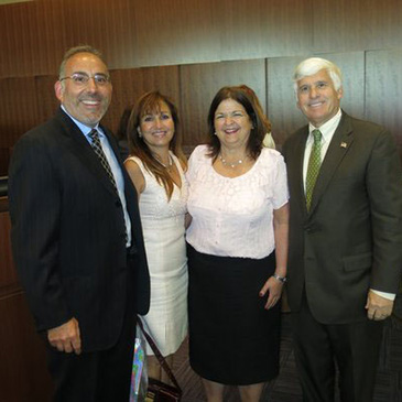 Alicio A. and Nirma Piña Honor Judge Federico Moreno