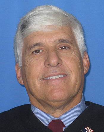 Alicio A. and Nirma Piña Honor Judge Federico Moreno