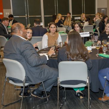Miami Law Students Network with Alumni from Various Legal Fields