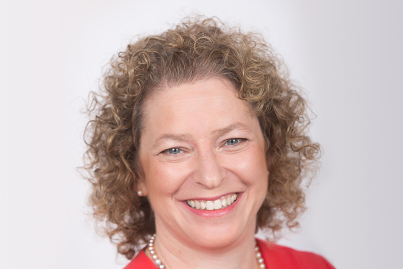 Janet Stearns to lead the Burton Book Review