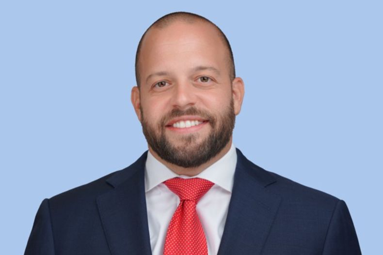 Alan Rosenberg emphasizes networking and well-being for legal success