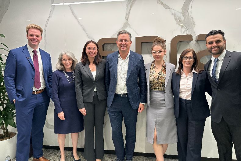 Investor Rights Clinic receives Cy Pres award, will support student legal advocacy 