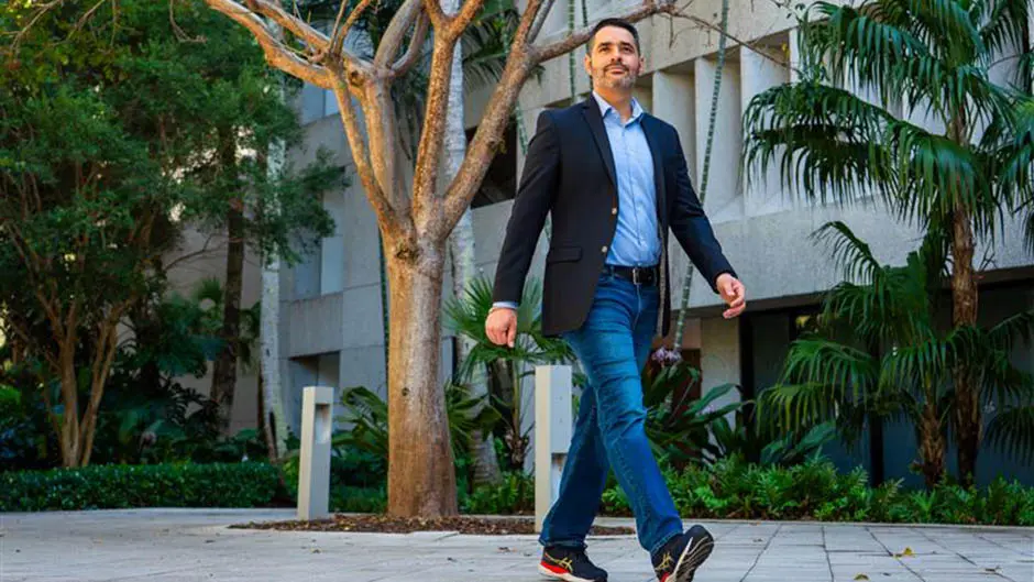 Alumnus brings global leadership experience to Miami Herbert’s Executive DBA