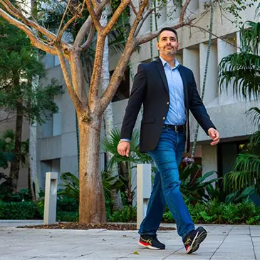 Alumnus brings global leadership experience to Miami Herbert’s Executive DBA