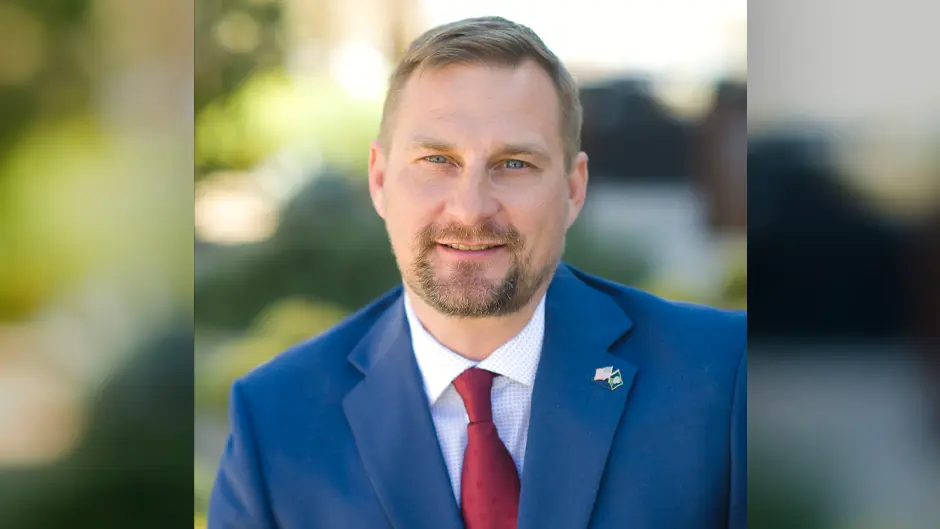 Navy vet Sean Smith hopes to work in the NFL after completing his UM UOnline Sport Administration MS